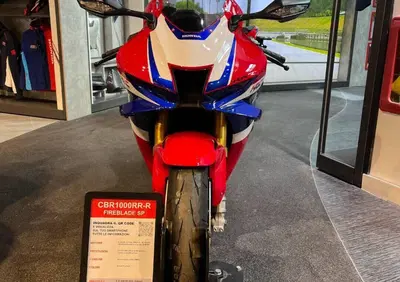 Honda CBR 1000 RR-R Fireblade SP (2024 - 26) - Annuncio 9986923