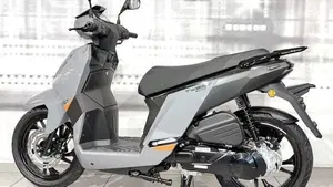 Peugeot Tweet 125 FL GT ABS (2024)  (2)