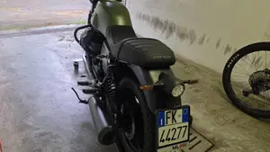 Moto Guzzi V7 Stone (2021 - 24)  (4)