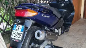 Yamaha T-Max 500 (2004 - 07)  (3)