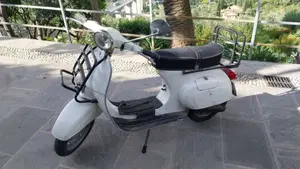 Piaggio   (2)