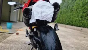 Ducati Monster 1100 (2009 -10)  (5)