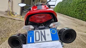 Ducati Monster 1100 (2009 -10)  (8)