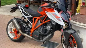 KTM 1290 Super Duke R ABS (2017 - 18)  (2)