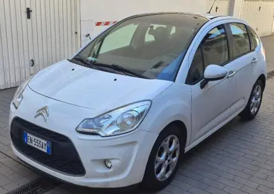 Citroen C3 1.2 VTi 82 Exclusive (2)
