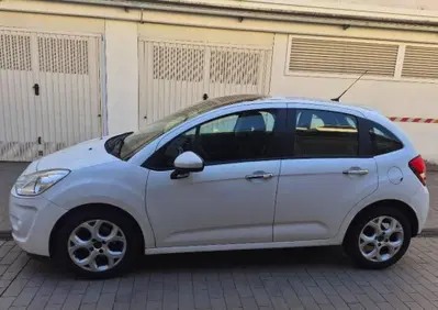 Citroen C3 1.2 VTi 82 Exclusive (4)