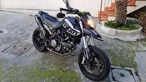 Ducati Hypermotard 796 (2012)  (2)