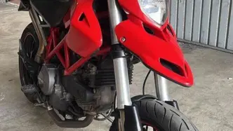 Ducati Hypermotard 796 (2012) usata