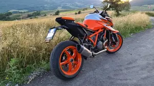 KTM 1290 Super Duke R EVO (2022 - 23)  (2)
