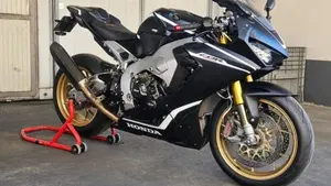 Honda CBR 1000 RR Fireblade SP (2017 - 19)  (3)