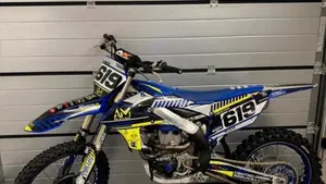 Yamaha YZ 250 F (2024)  (2)