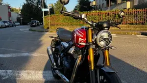 Triumph Speed 400 (2024 - 26)  (2)