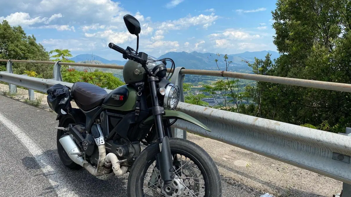 Ducati Scrambler 800 Urban Enduro (2015 - 16)  (2)