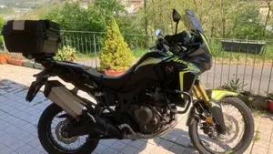 Honda Africa Twin CRF 1000L (2016 - 17)  (6)