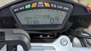 Ducati Hypermotard 939 (2016 - 18)  (2)
