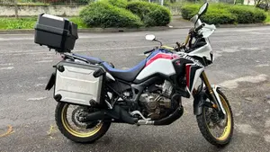 Honda Africa Twin CRF 1000L DCT (2018 - 19)  (2)