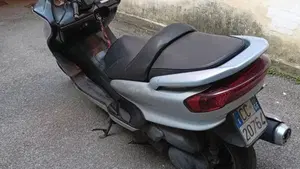 Yamaha Majesty 250 (1999 - 06)  (2)