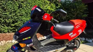 Aprilia SR 50 Racing LC (1998 - 02)  (2)