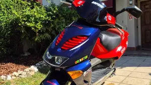 Aprilia SR 50 Racing LC (1998 - 02)  (3)