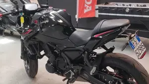 Kawasaki Z 650 (2025 - 26)  (3)