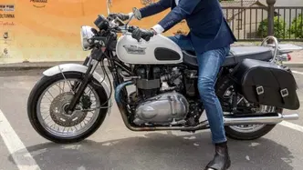Triumph Bonneville T100 (2008 - 16) usata