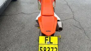 KTM 250 EXC-F (2024)  (3)