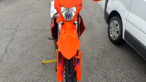 KTM 250 EXC-F (2024)  (4)