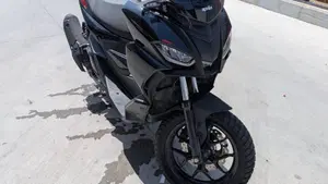 Aprilia SR GT 125 Sport (2025 - 26)  (2)