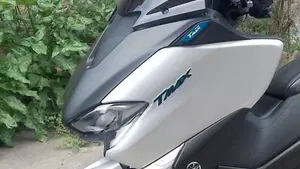 Yamaha T-Max 530 SX Sport Edition (2018 - 19)  (2)