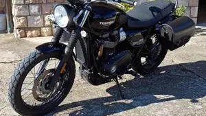 Triumph Street Scrambler 900 (2017 - 18) 