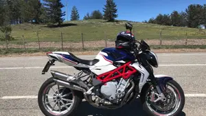 MV Agusta Brutale 1090 RR ABS (2009 - 19)  (2)