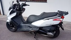 Kymco Downtown 300i (2009 - 17)  (3)