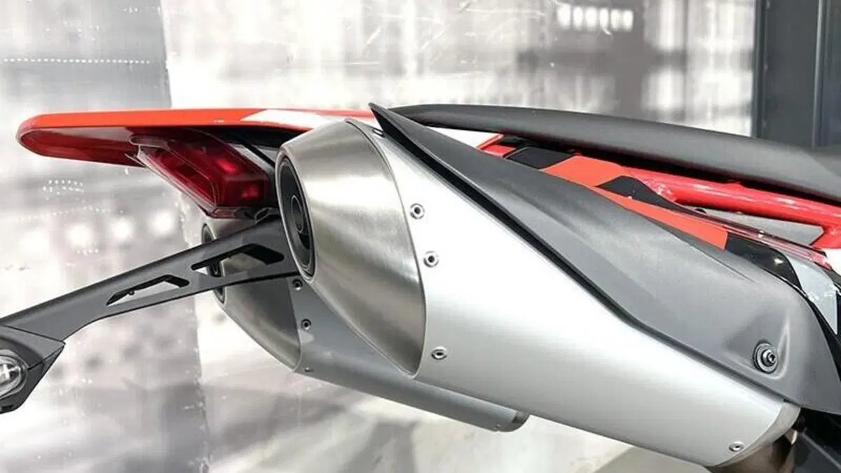 Ducati Hypermotard 698 Mono (2024 - 26)  (5)
