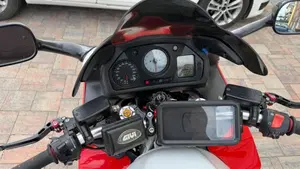 Honda VFR 800 (1998 - 01)  (10)
