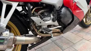 Honda VFR 800 (1998 - 01)  (11)