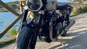 Triumph Speed Twin 1200 (2025 - 26)  (3)