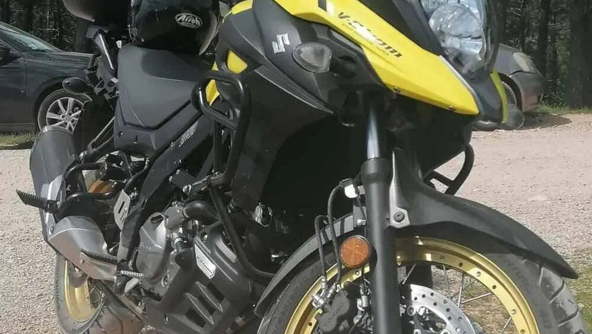 Suzuki V-Strom 650XT (2021 - 25)  (2)