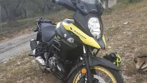 Suzuki V-Strom 650XT (2021 - 25)  (3)