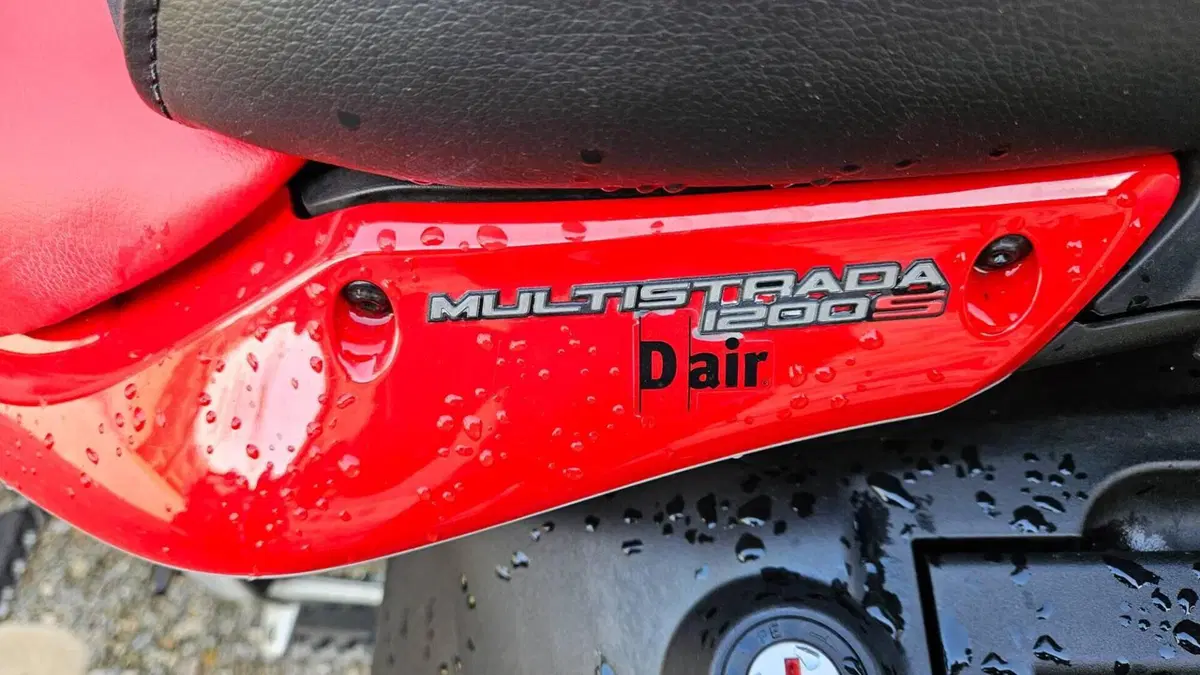 Ducati Multistrada 1200 S Touring D-air (2013 - 14)  (8)