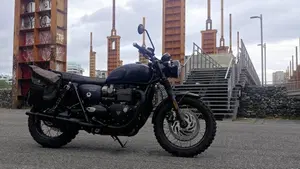 Triumph Bonneville T120 (2021 - 25)  (2)
