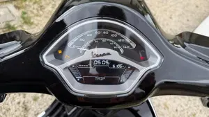 Vespa Primavera 125 (2024 - 25)  (9)