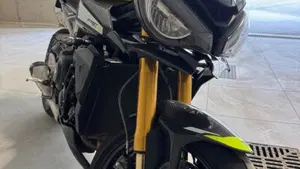 Triumph Street Triple 765 Moto2 Edition (2023 - 24) 