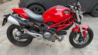 Ducati Monster 696 Plus (2007 - 14) usata