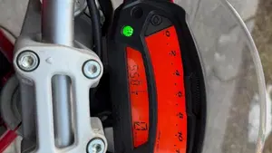 Ducati Monster 696 Plus (2007 - 14)  (6)