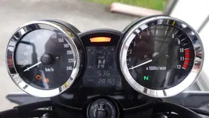 Kawasaki Z 900 RS (2018 - 20)  (4)