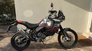 Ducati DesertX (2022 - 25)  (2)