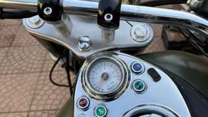 Triumph Speedmaster (2003 - 05)  (5)