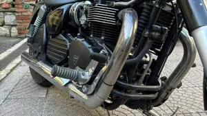 Triumph Speedmaster (2003 - 05)  (7)