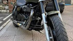 Triumph Speedmaster (2003 - 05)  (8)