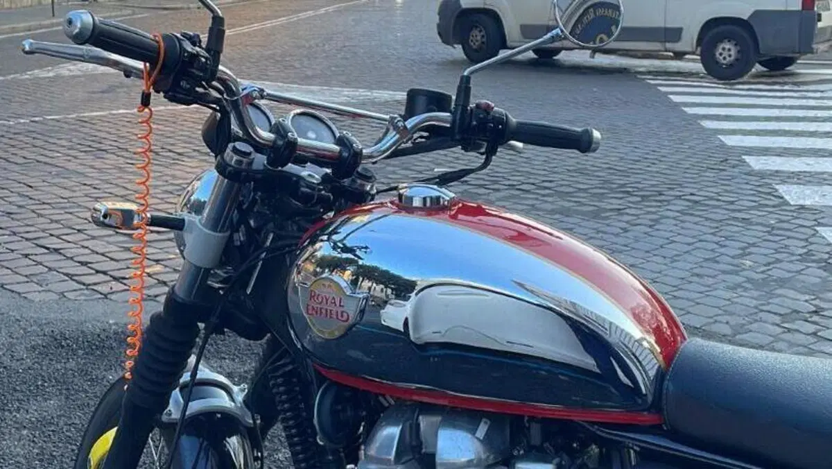 Royal Enfield Interceptor 650 (2021 - 26) 